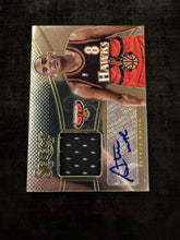 Load image into Gallery viewer, Steve Smith (Hawks) - Jersey Auto - Select BK 2013/14