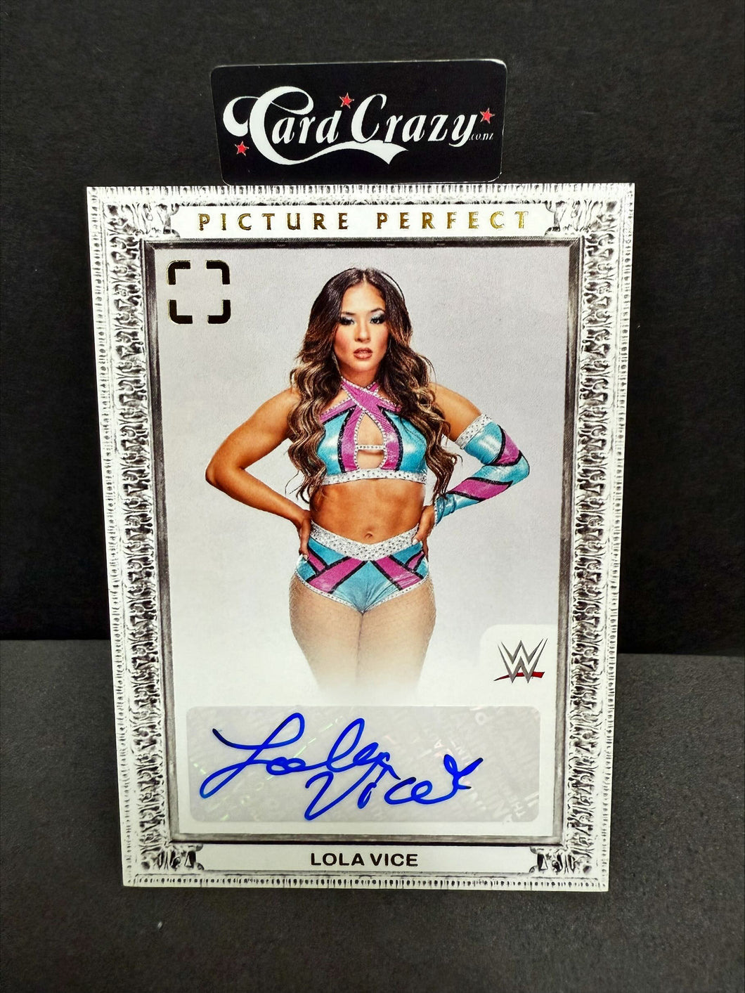 Lola Vice - Picture Perfect Auto - Photogenic WWE 2024