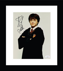 Daniel Radcliffe Signed "Harry Potter" 8x10 Photo
