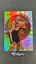 Load image into Gallery viewer, Tim Duncan (San Antonio Spurs) - Refractor 177/200 - Bowman&#39;s Best 1999
